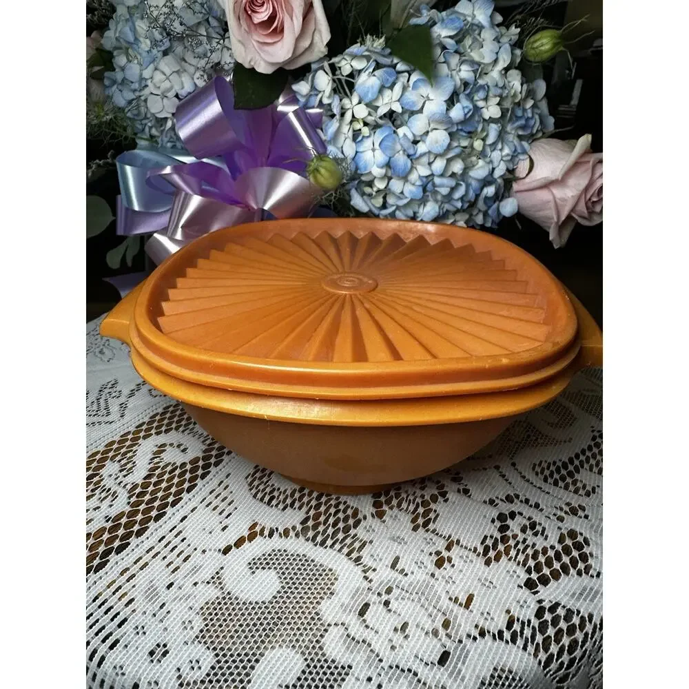 Tupperware this vintage